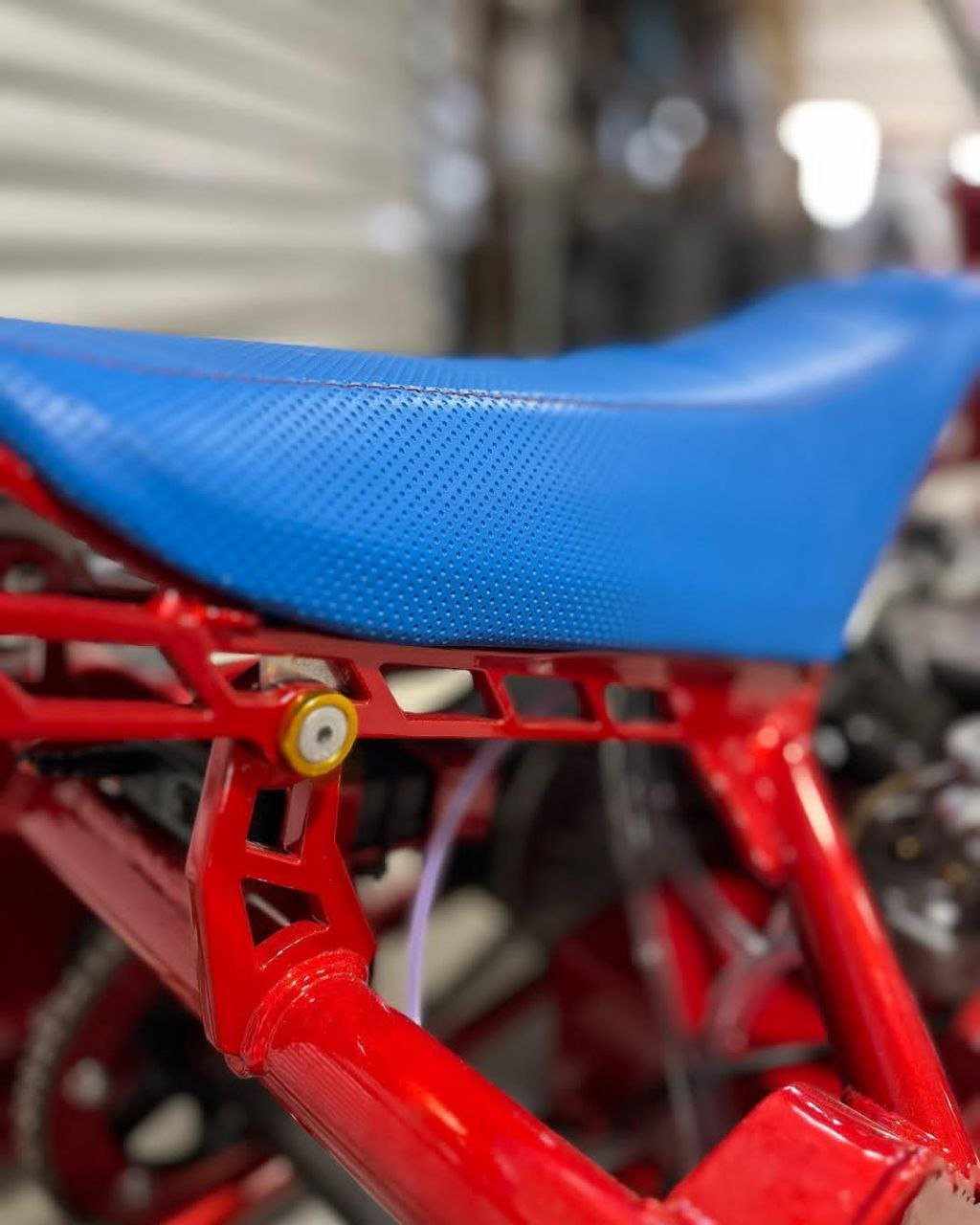 Illusion Red - Image 3